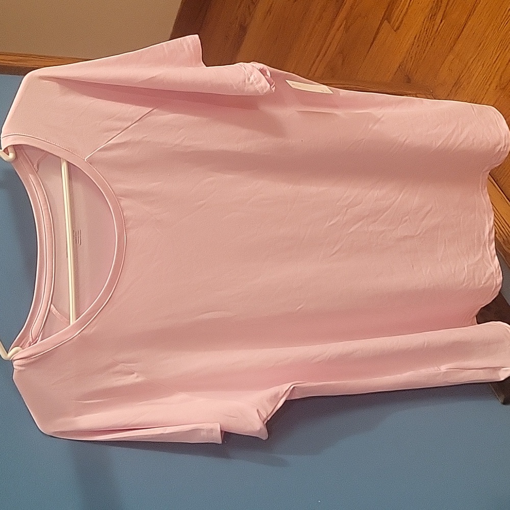 Woman's pink XL T-shirt